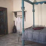 Et La Sauvasse Panzió 3*