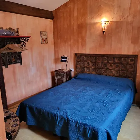 Bed & Breakfast Et La Sauvasse *