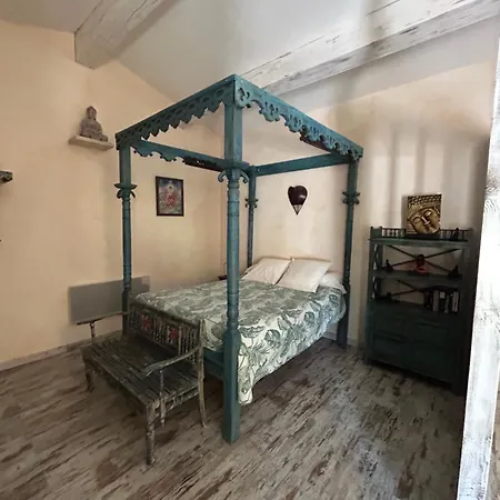 Et La Sauvasse Bed & Breakfast 3*